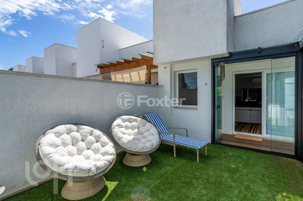 Casa de Condomínio à venda com 3 quartos, 240m² - Foto 40
