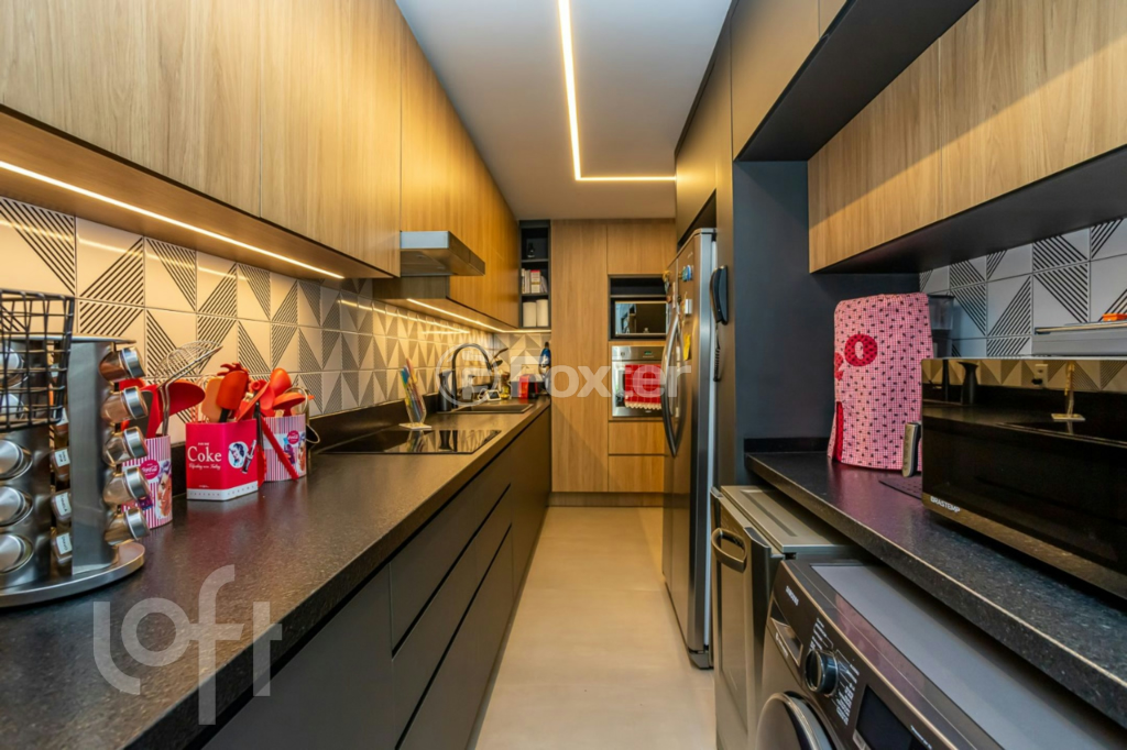 Casa de Condomínio à venda com 3 quartos, 240m² - Foto 9