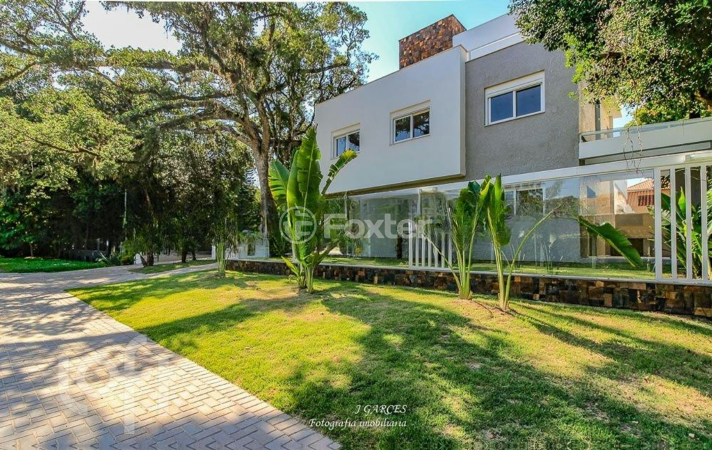 Casa de Condomínio à venda com 3 quartos, 240m² - Foto 52