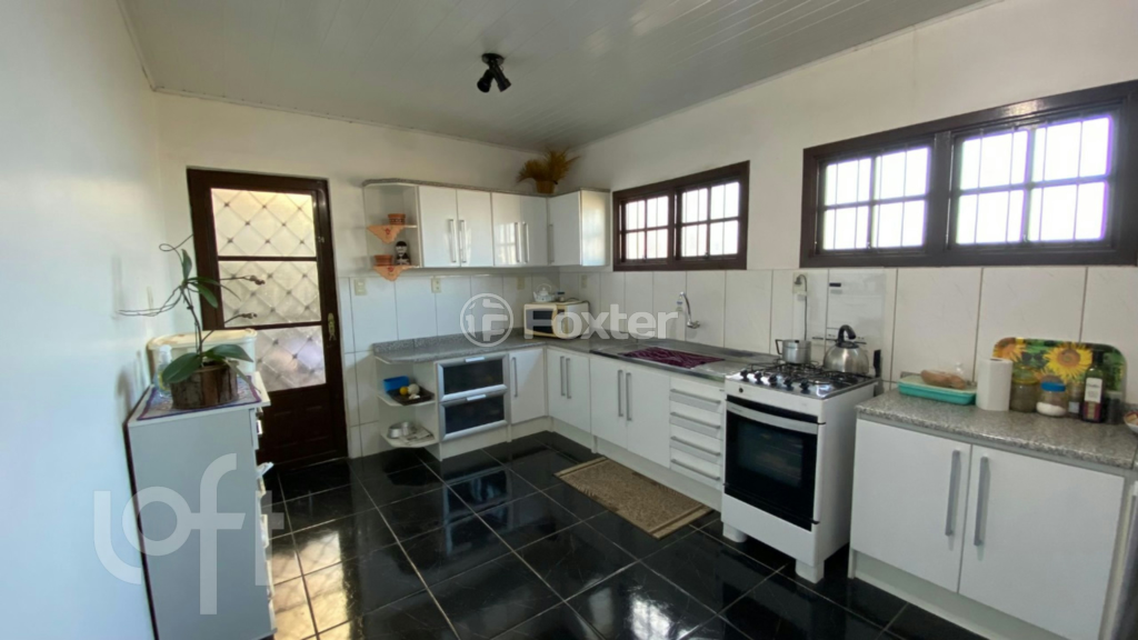 Casa à venda com 3 quartos, 190m² - Foto 8