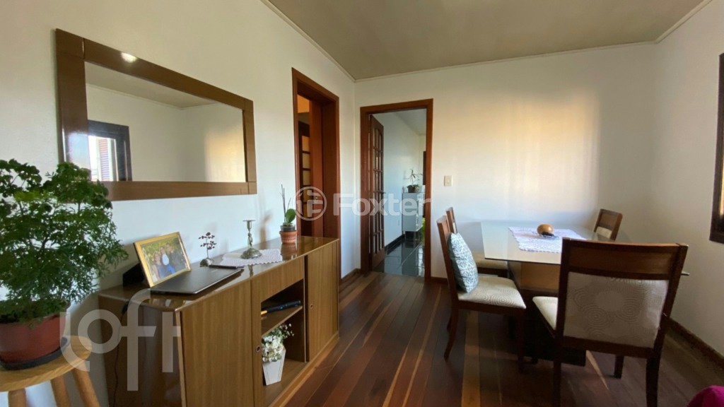 Casa à venda com 3 quartos, 190m² - Foto 1