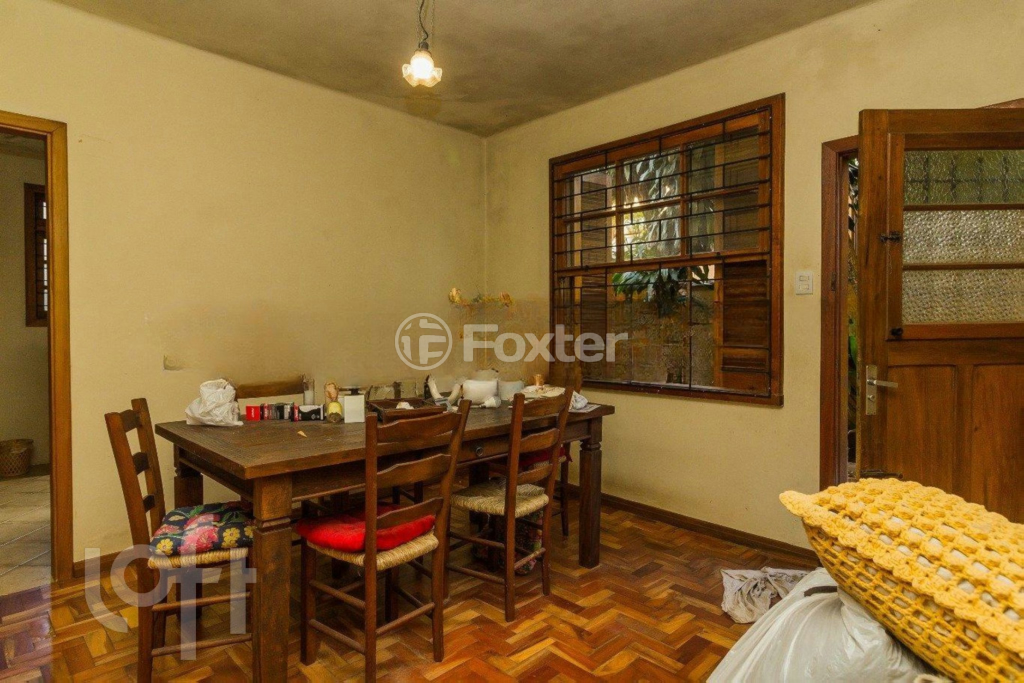 Casa à venda com 3 quartos, 256m² - Foto 7