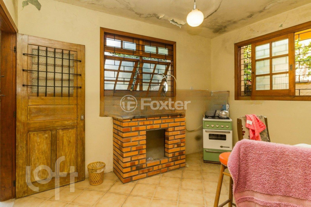 Casa à venda com 3 quartos, 256m² - Foto 8