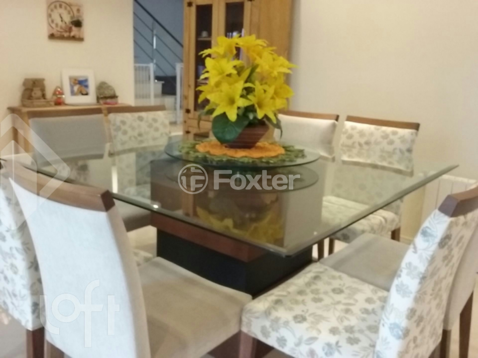 Casa à venda com 3 quartos, 243m² - Foto 6