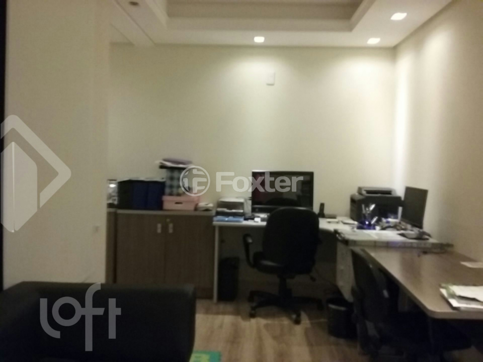 Casa à venda com 3 quartos, 243m² - Foto 30