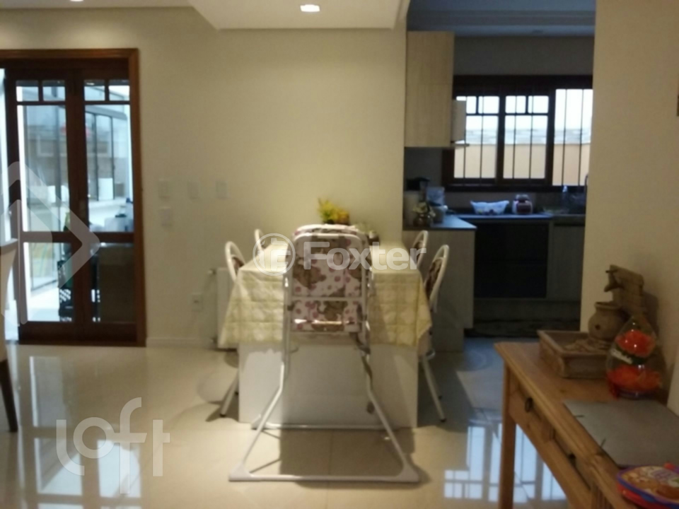 Casa à venda com 3 quartos, 243m² - Foto 7