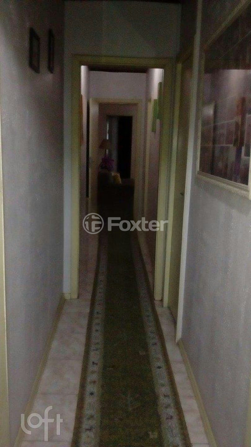 Casa à venda com 4 quartos, 250m² - Foto 19