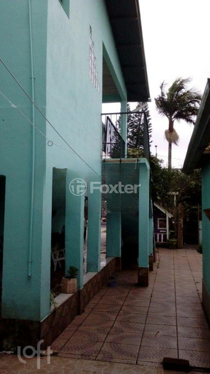 Casa à venda com 4 quartos, 250m² - Foto 1