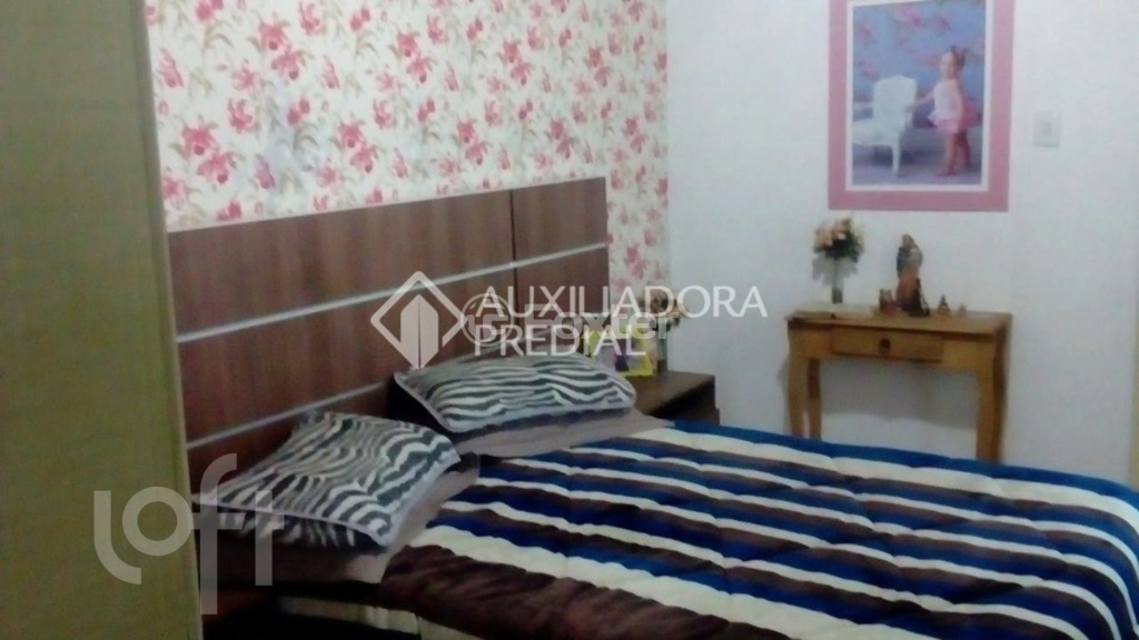 Casa à venda com 4 quartos, 250m² - Foto 20