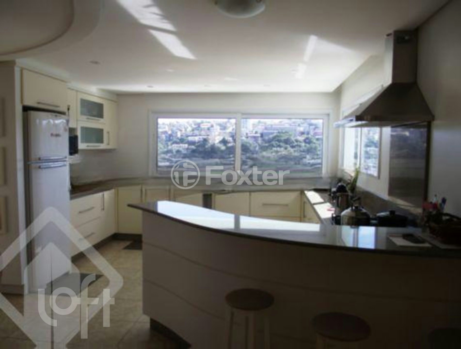 Casa à venda com 4 quartos, 350m² - Foto 22