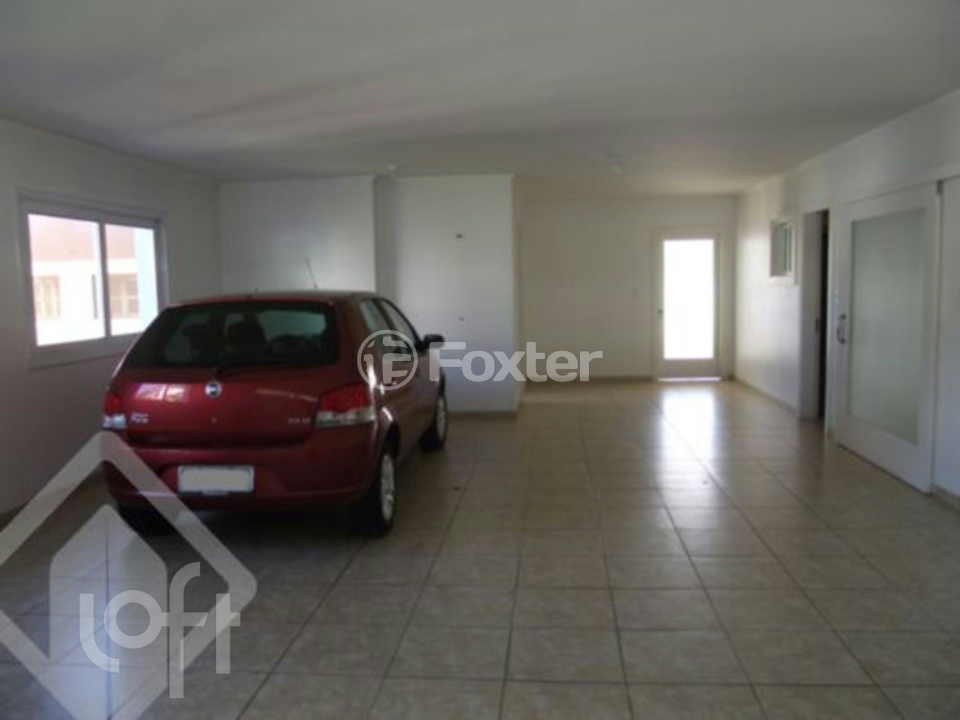 Casa à venda com 4 quartos, 350m² - Foto 2