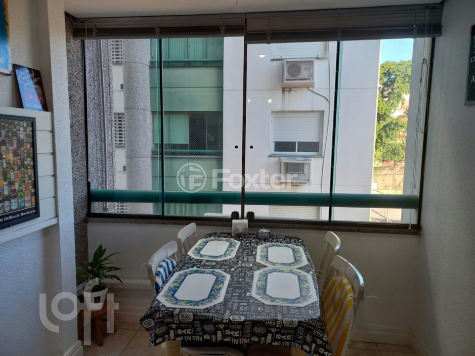 Apartamento à venda com 2 quartos, 66m² - Foto 4