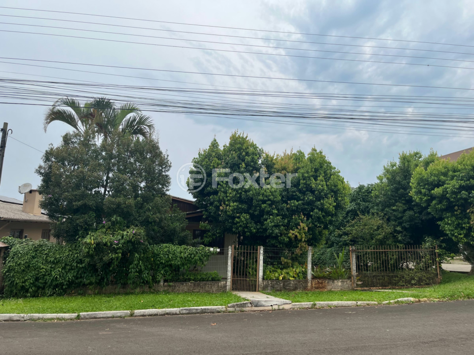 Casa à venda com 4 quartos, 66m² - Foto 2