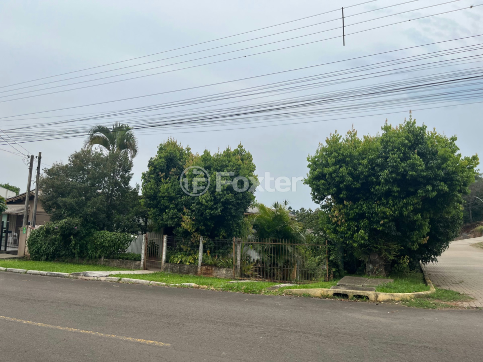 Casa à venda com 4 quartos, 66m² - Foto 3