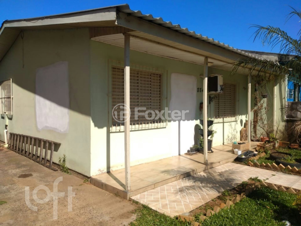 Casa à venda com 2 quartos, 62m² - Foto 1