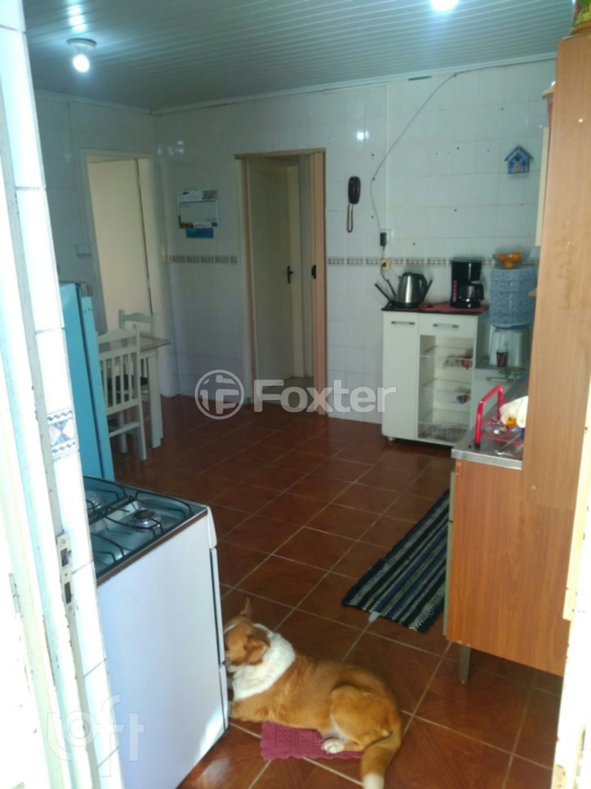 Casa à venda com 2 quartos, 62m² - Foto 4