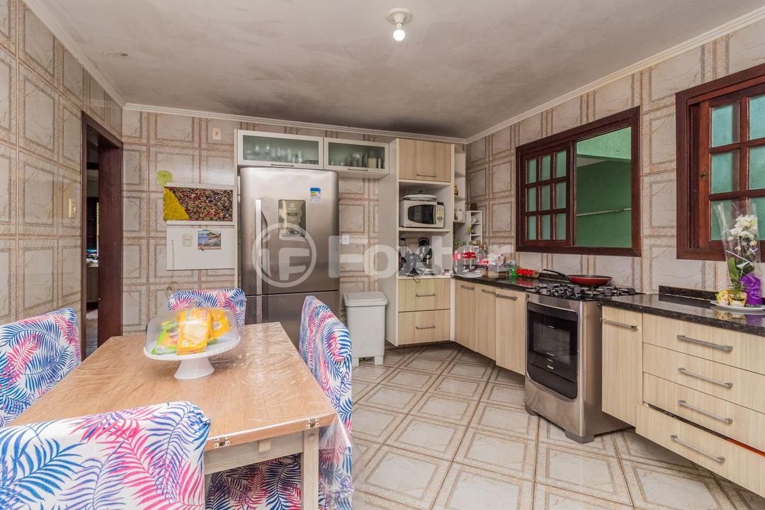 Casa à venda com 6 quartos, 247m² - Foto 13