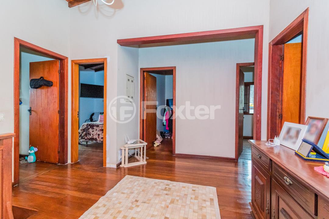 Casa à venda com 6 quartos, 247m² - Foto 19