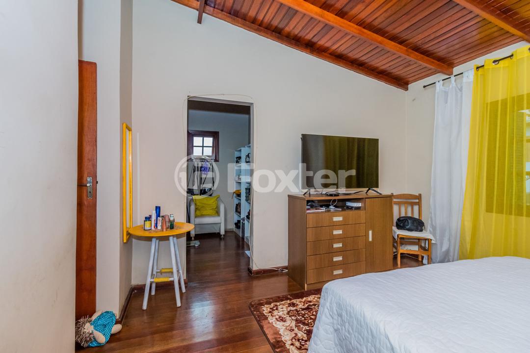 Casa à venda com 6 quartos, 247m² - Foto 23