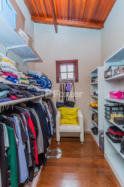 Casa à venda com 6 quartos, 247m² - Foto 24