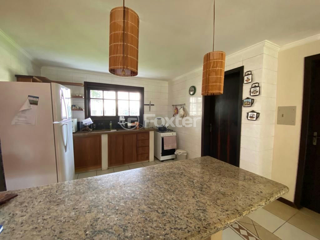 Casa de Condomínio à venda com 3 quartos, 275m² - Foto 16