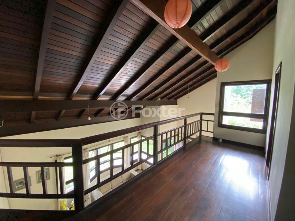 Casa de Condomínio à venda com 3 quartos, 275m² - Foto 13