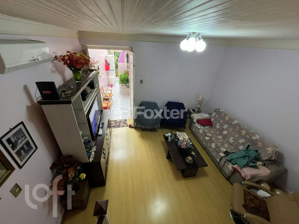Casa à venda com 3 quartos, 290m² - Foto 2