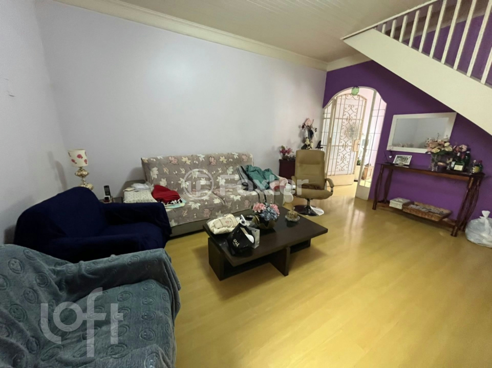 Casa à venda com 3 quartos, 290m² - Foto 1
