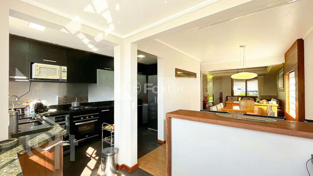 Casa de Condomínio à venda com 3 quartos, 203m² - Foto 3