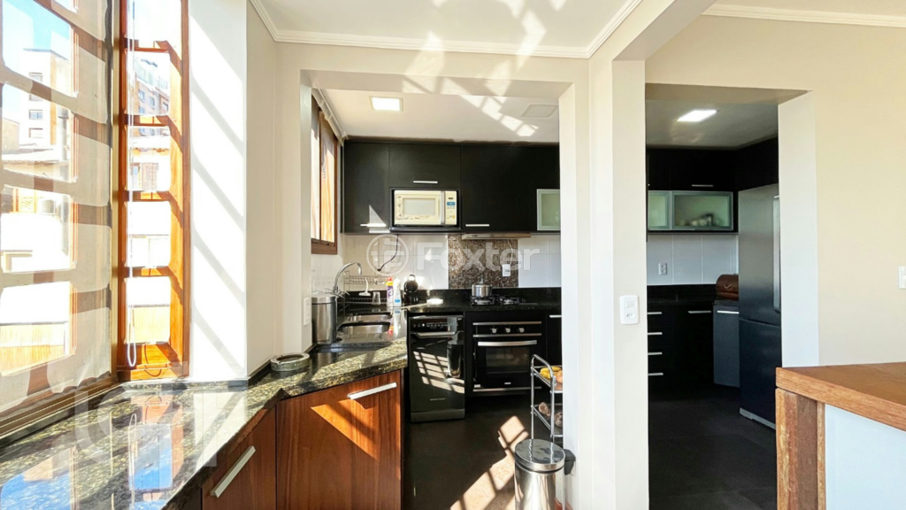 Casa de Condomínio à venda com 3 quartos, 203m² - Foto 11