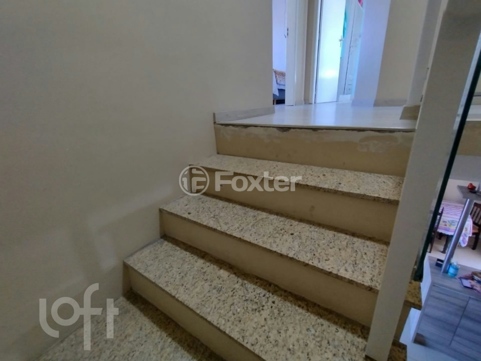Casa à venda com 3 quartos, 131m² - Foto 4