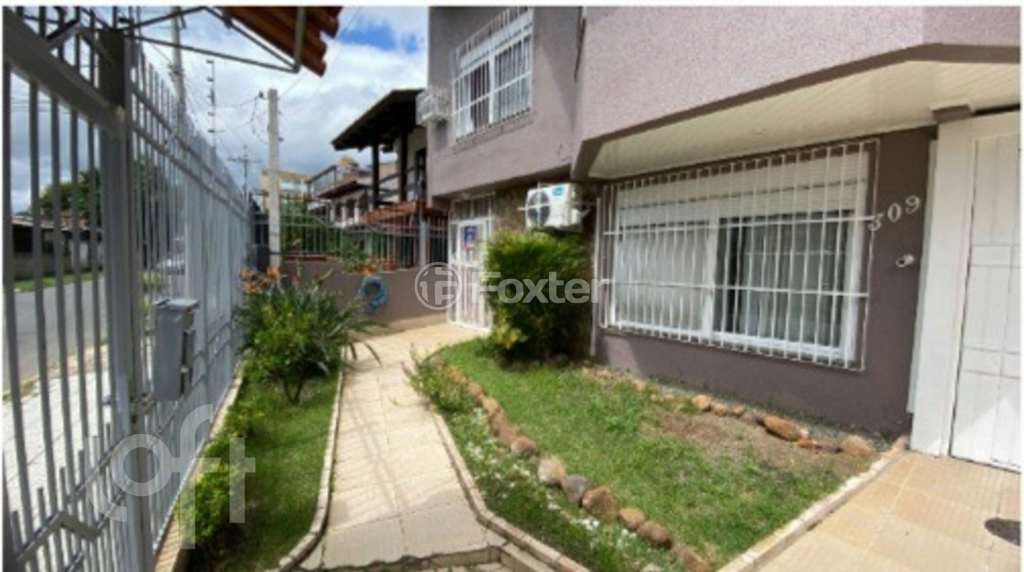 Casa à venda com 4 quartos, 230m² - Foto 1