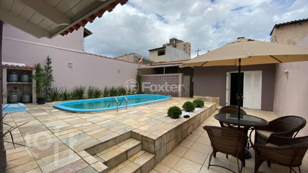 Casa à venda com 4 quartos, 230m² - Foto 12