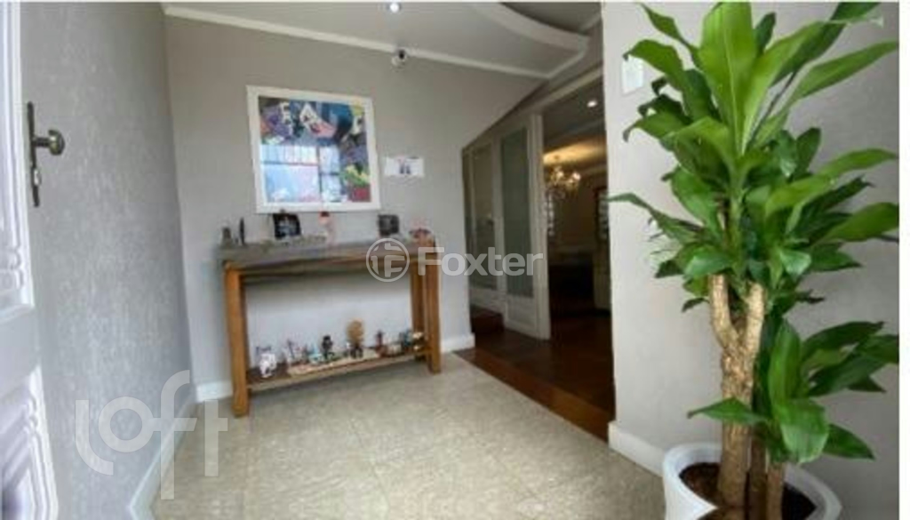 Casa à venda com 4 quartos, 230m² - Foto 2