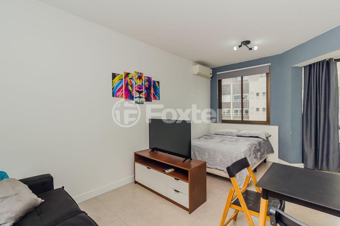 Kitnet e Studio à venda com 1 quarto, 28m² - Foto 2