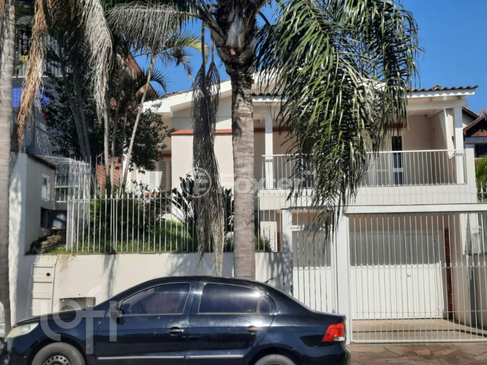 Casa à venda com 3 quartos, 288m² - Foto 3