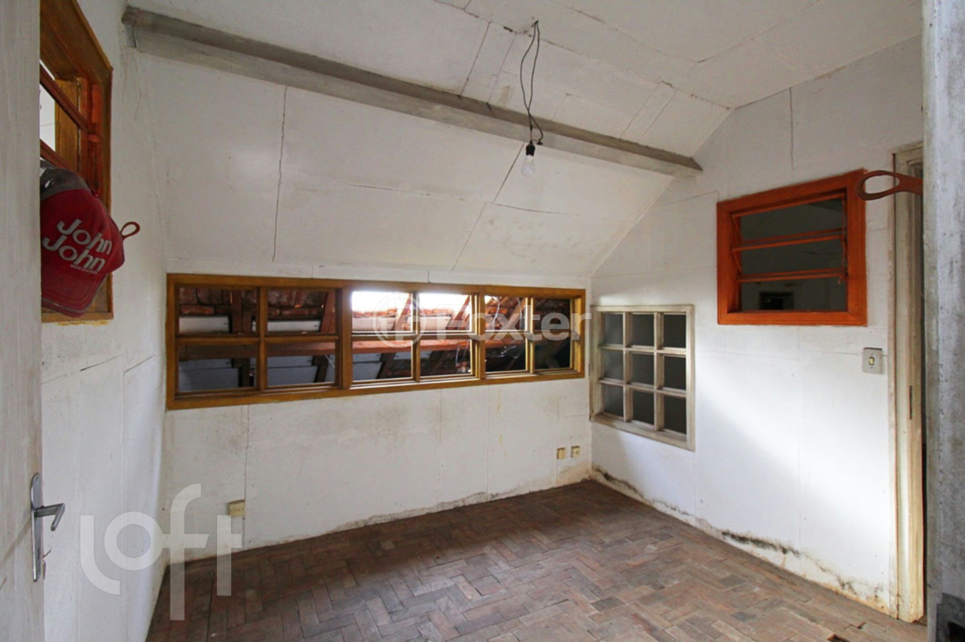 Casa à venda com 3 quartos, 695m² - Foto 30