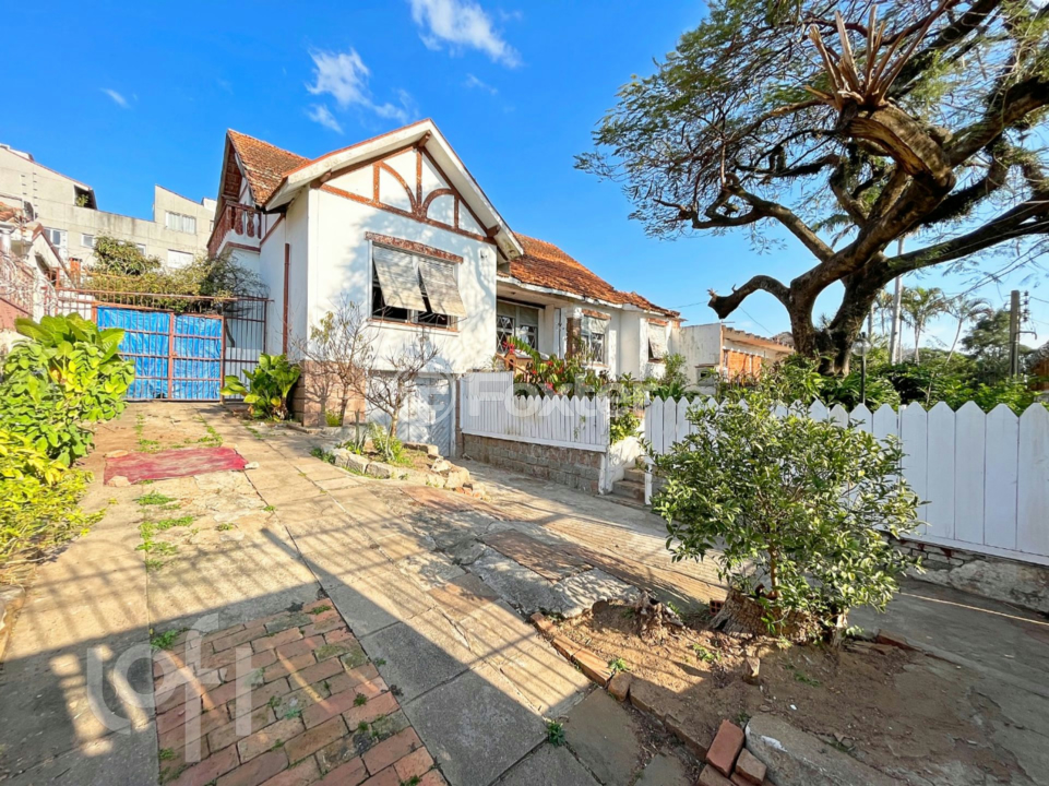 Casa à venda com 3 quartos, 695m² - Foto 3