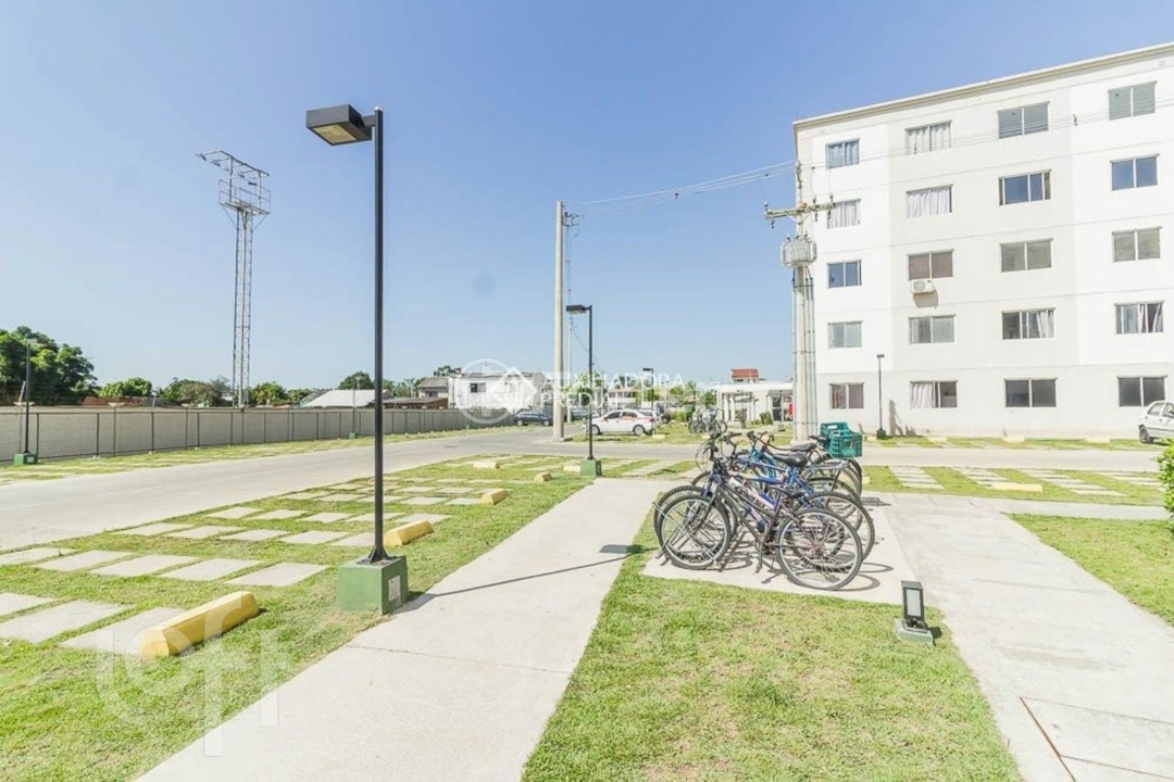 Apartamento à venda com 2 quartos, 42m² - Foto 14