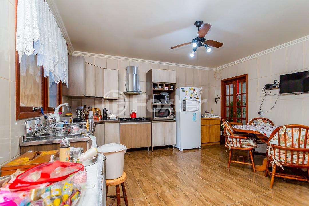 Casa à venda com 4 quartos, 200m² - Foto 28