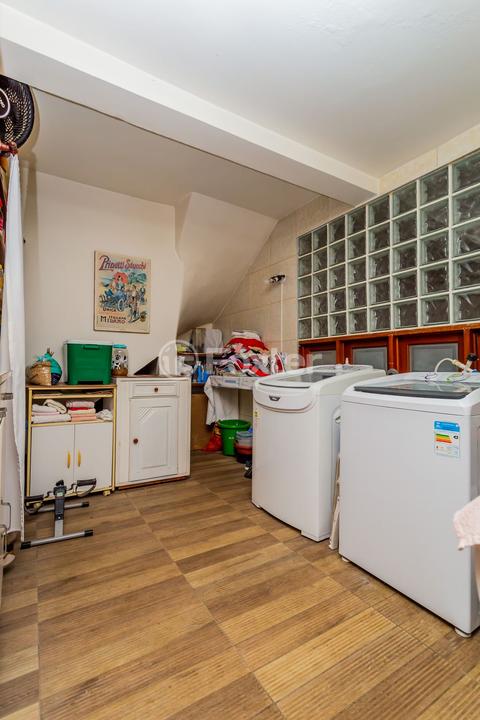 Casa à venda com 4 quartos, 200m² - Foto 31