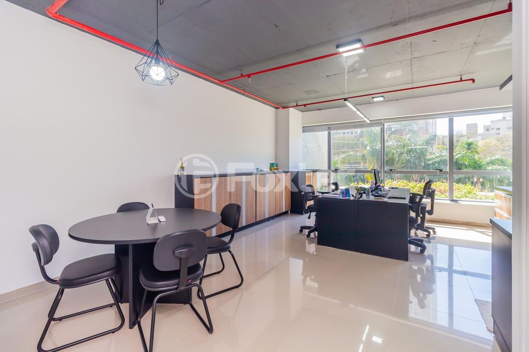 Conjunto Comercial-Sala à venda com 1 quarto, 36m² - Foto 1