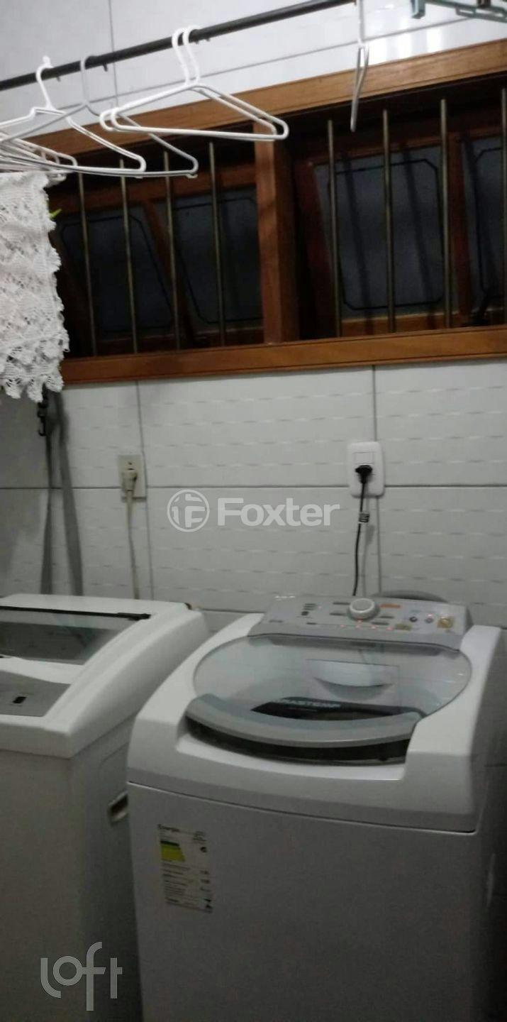 Casa à venda com 3 quartos, 300m² - Foto 37
