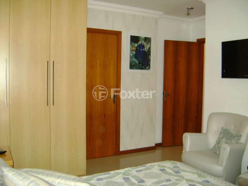 Casa à venda com 3 quartos, 200m² - Foto 7