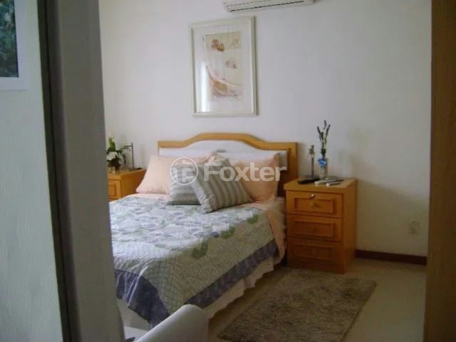 Casa à venda com 3 quartos, 200m² - Foto 6