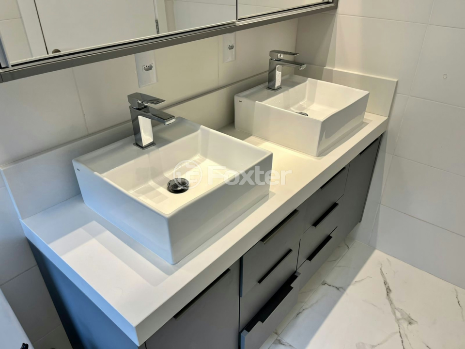 Casa de Condomínio à venda com 3 quartos, 234m² - Foto 10