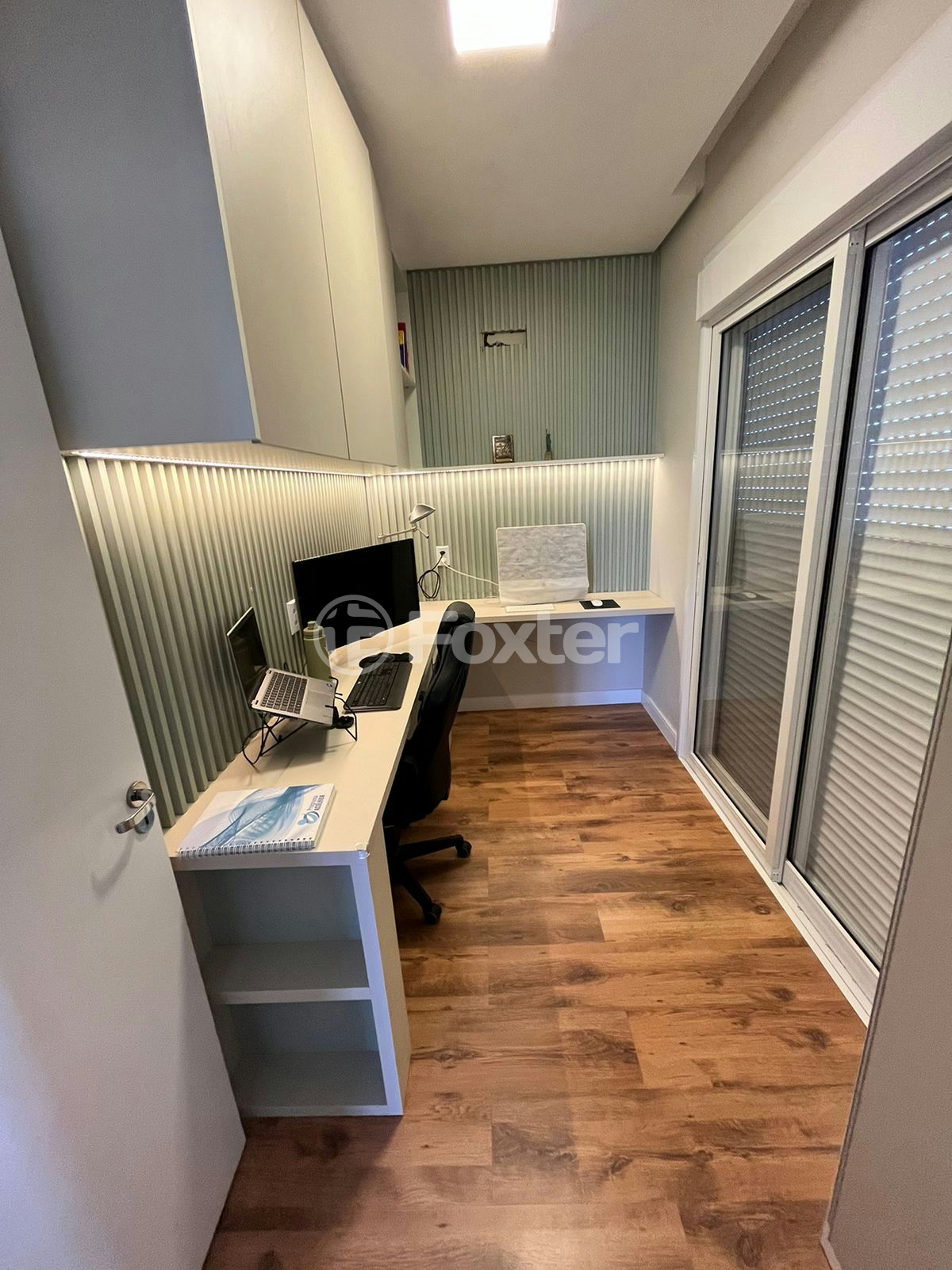 Casa de Condomínio à venda com 3 quartos, 234m² - Foto 21