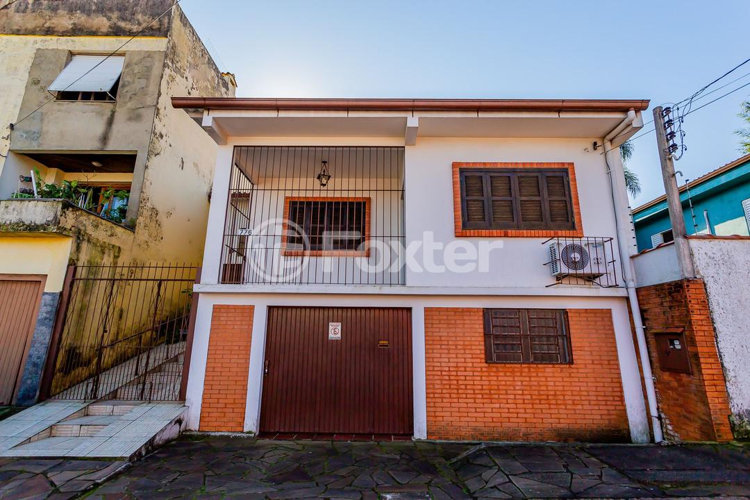 Casa à venda com 2 quartos, 200m² - Foto 1