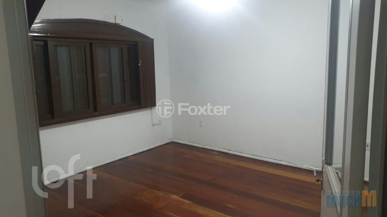 Casa à venda com 6 quartos, 213m² - Foto 2