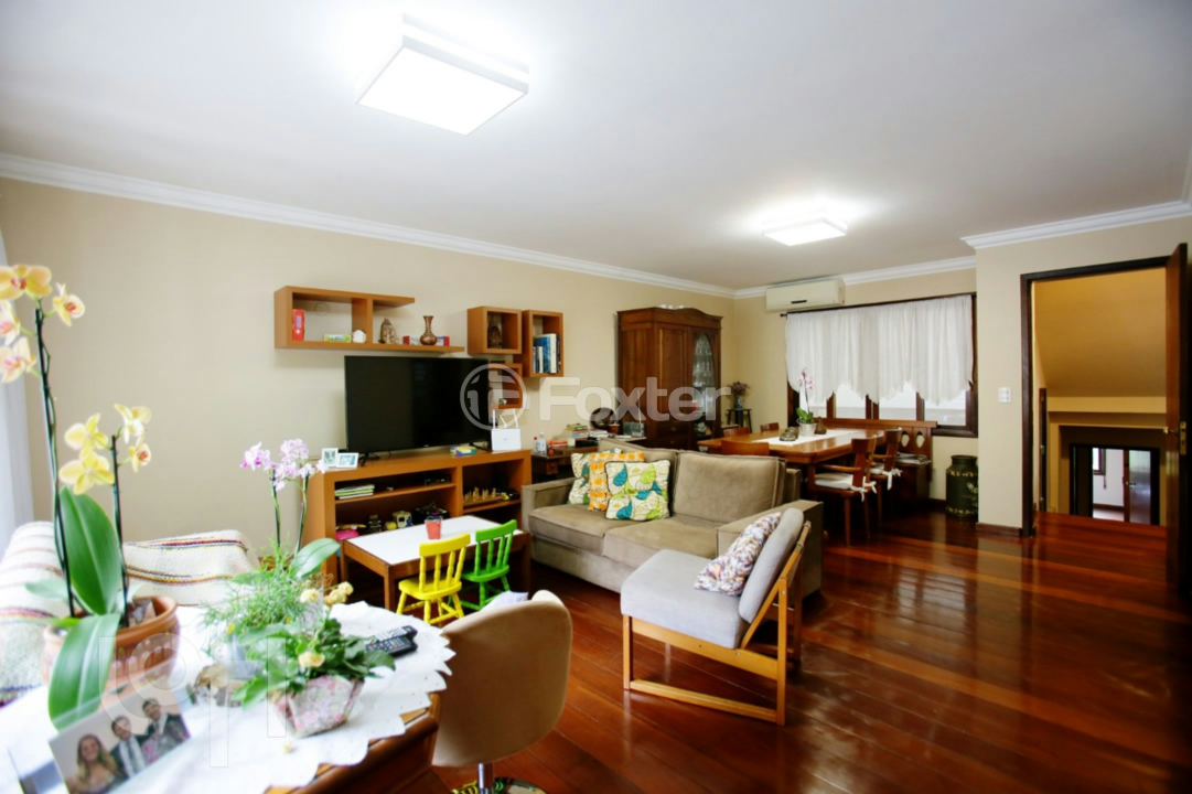 Casa à venda com 5 quartos, 362m² - Foto 1